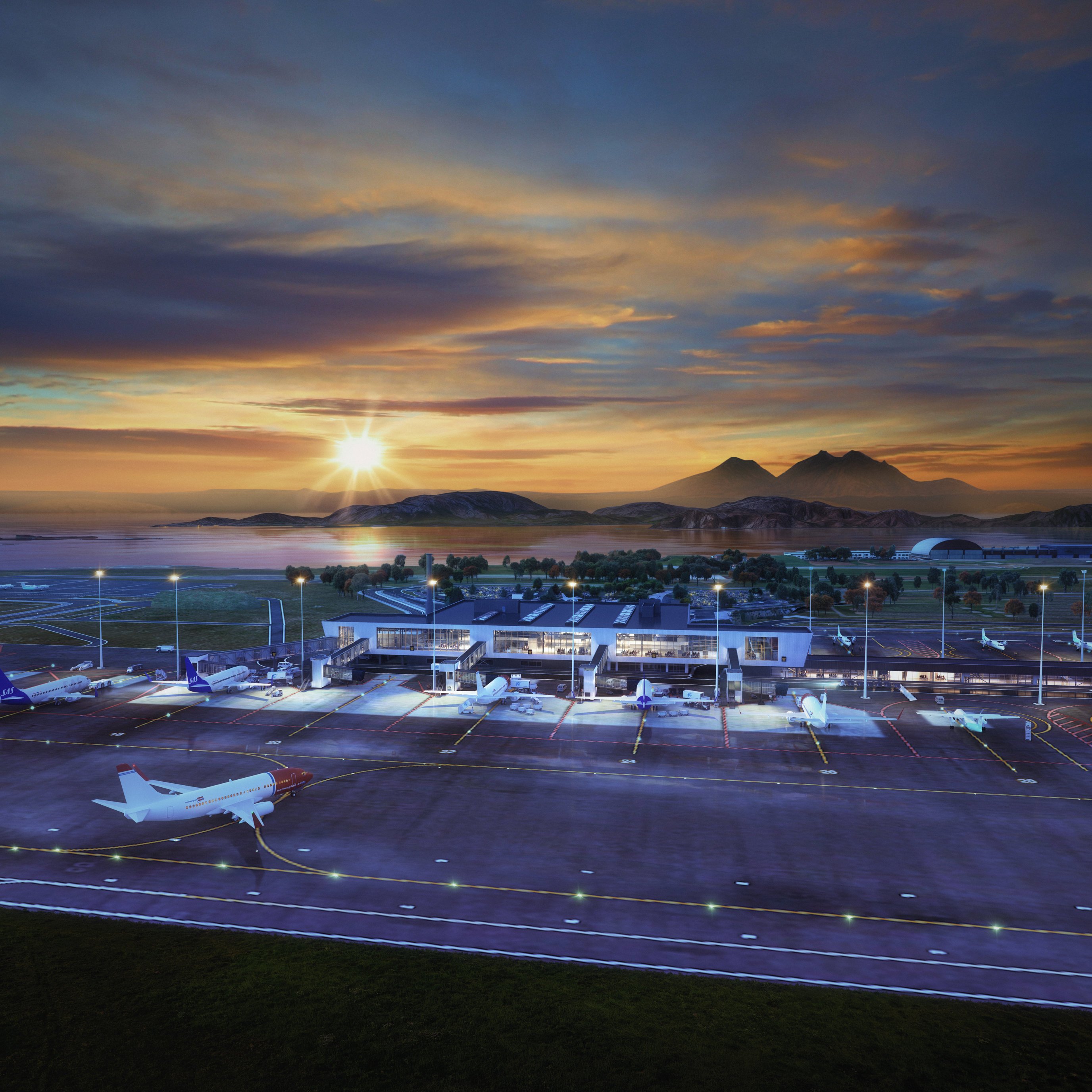 Solnedgang på en moderne flyplass med terminal og fly synlige, omgitt av fjell og en opplyst rullebane